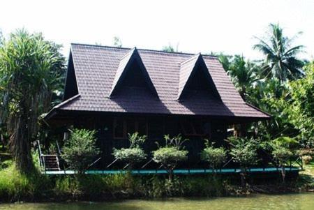 Water Land Golf Resort & Spa Phitsanulok Quarto foto